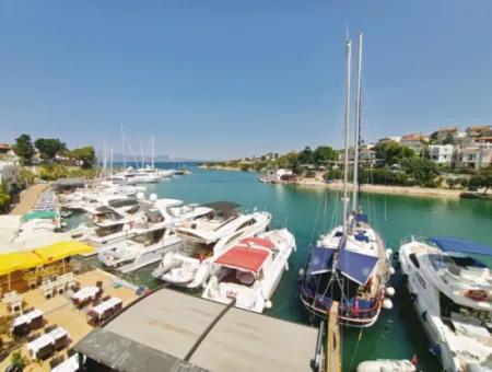 Double Double Apartment With Zero Sea View In Cesme Dalyan