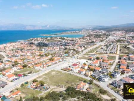 Land With Twin Residences For Sale In Çeşme Şifne