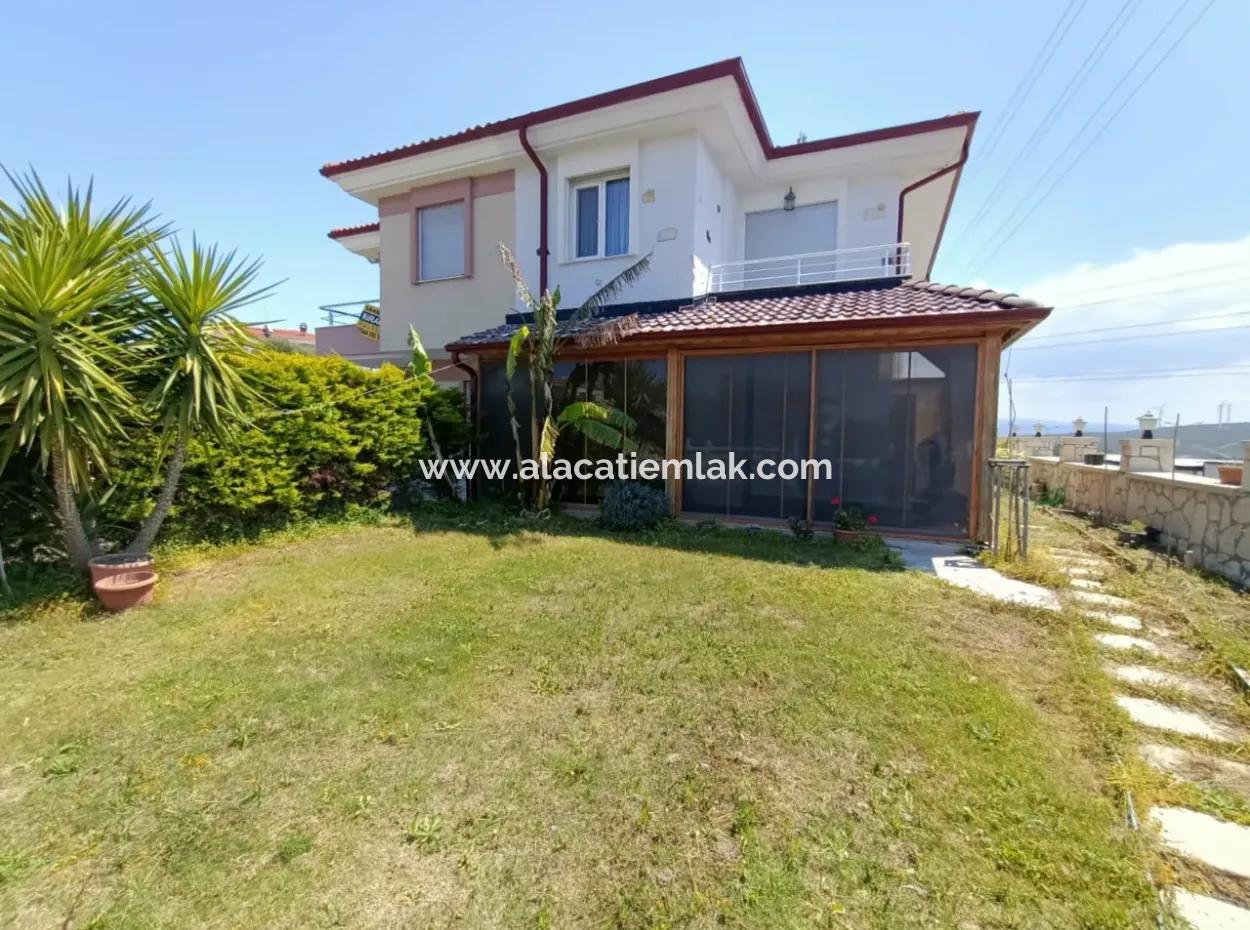 Çeşme Ilıca Şahin Tepesinde Temmuz-Ağustos Kiralık Dublex Villa