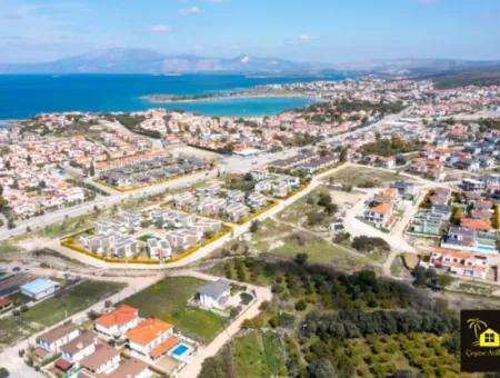 Çeşme Şifne'de Satılık İkiz Konut İmarlı Arsa