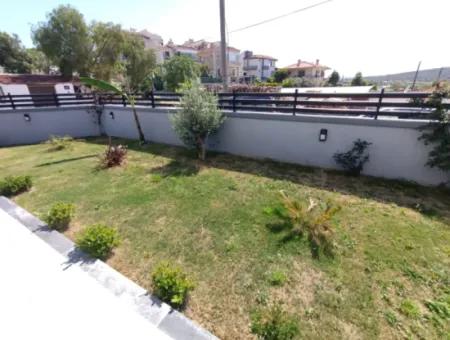 Çeşme Şifne'de Müstakil Havuzlu 4+1 Sıfır Lüx Villa